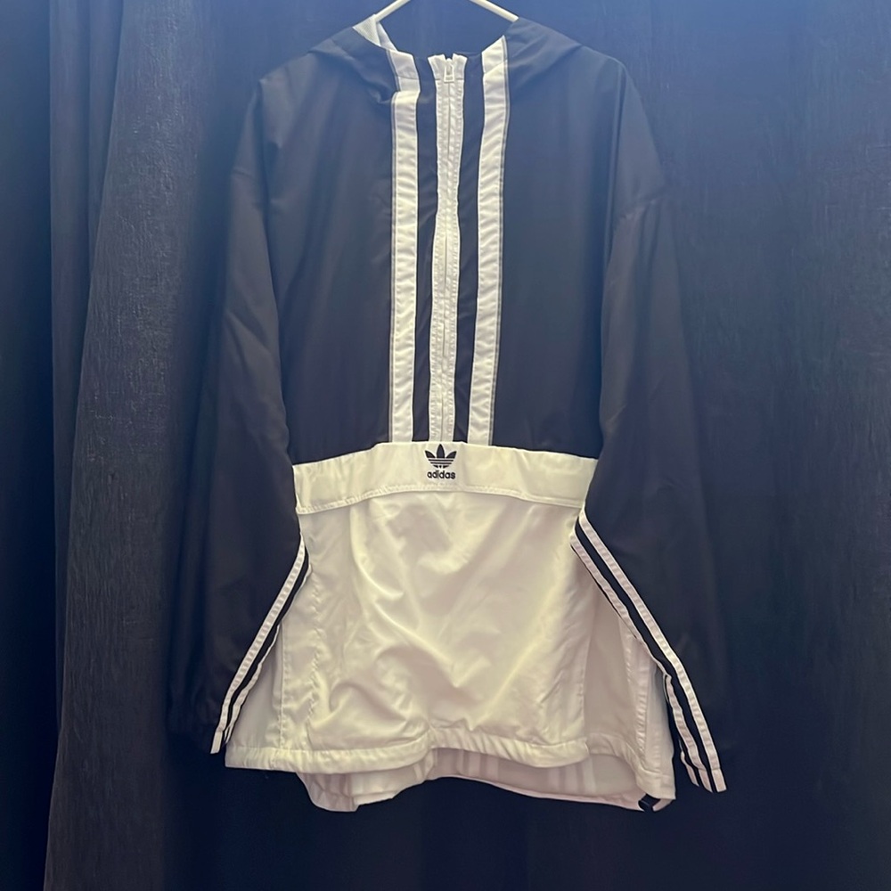 Men’s Adidas lightweight jacket